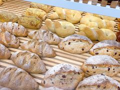 -焙丽拾光(麦凯乐直营店)