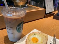太阳蛋培根烤吐司-星巴克(丽水青田临江东路店)