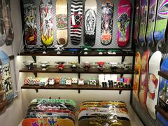 -聚点滑板SPOT SKATE(常熟路店)