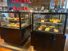 面包甜点陈列柜-广州富力君悦大酒店·凯菲厅