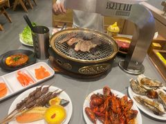 -山焱·炭火自助烤肉(周浦万达店)