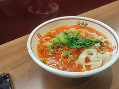 -顺溜·手工刀削面·黑金店(铜锣湾店)