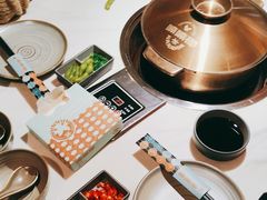 -喃喃椰·糟粕醋·椰子鸡火锅(七堡花园店)