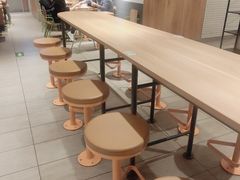 用餐区-麦当劳(玉桥中路店)
