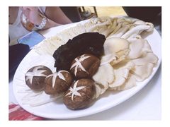 -欢乐海岸美食联盟