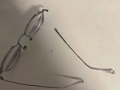 -上海大学附属上海和平眼科医院