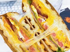 -Catch Bagel(芳草地店)