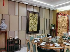 -广州中心皇冠假日酒店·百粤楼