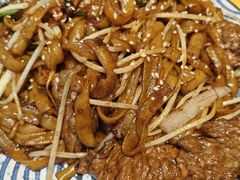 干炒牛河-天宝食坊·啫啫煲大排档(西华路店)