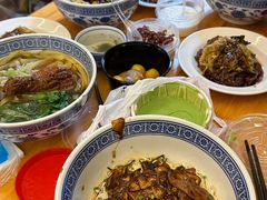 -沪西老弄堂面馆(定西路店)