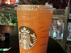 -星巴克(南宁民歌湖店)