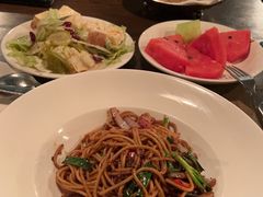 -食间牛排(重庆路万达店)
