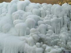 -大平台龙居瀑布旅游区