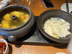 -云海肴·汽锅鸡·云南代表菜(天山百盛优客店)