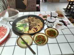 -伍师兄市井火锅(东部星悦天地店)