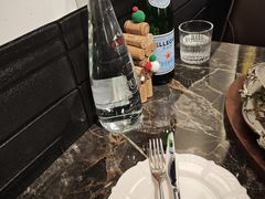 -LESCEDARS Brasserie Bistro香柏树