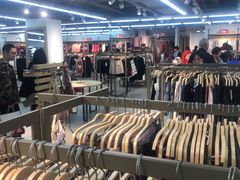 -法雅体育工厂店(皂君庙路店)