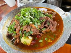 -周老三跷脚牛肉·全牛火锅(非遗传承店)