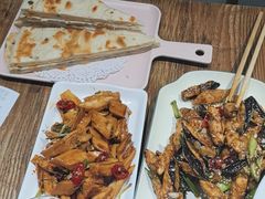 -叶派龙虾•招牌香辣蟹·海鲜(中海国际店)