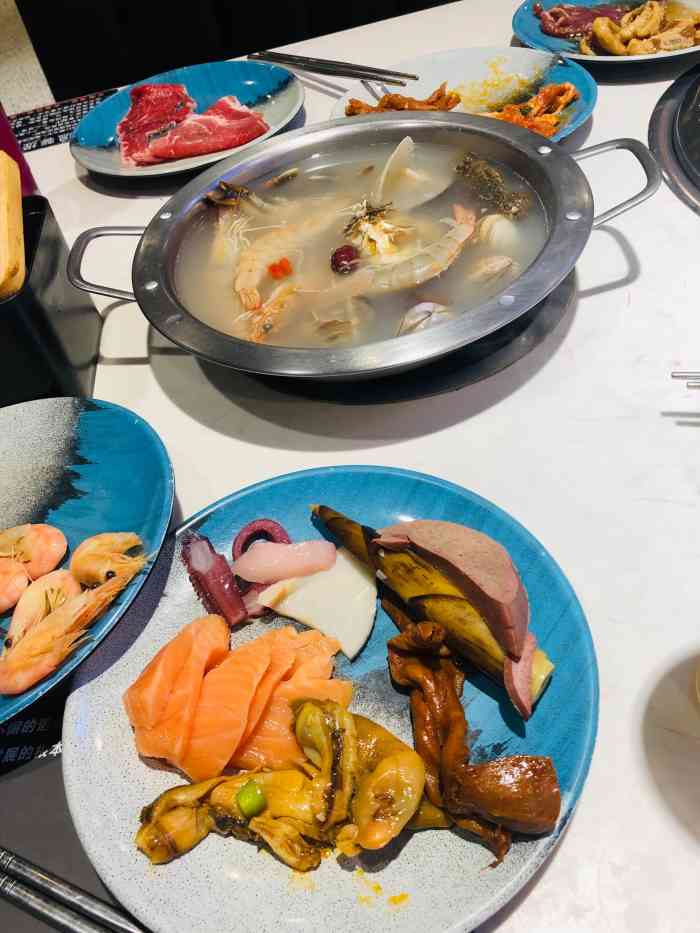 圣罗巴海鲜烤肉自助(西城红场店)-"还是开业时候去的,但是吃自助餐还