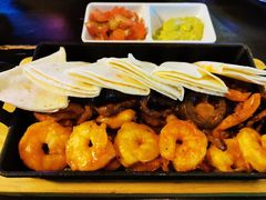 -Famous肥猫墨西哥音乐餐吧(五棵松华熙LIVE店)