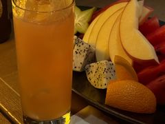 -FOUR PLAY BAR