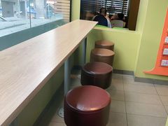 -麦当劳(龙洞店)