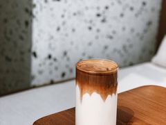 -Line 咖啡(石厦花园店)