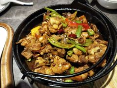 -闫府私房菜·老字号(恒隆店)