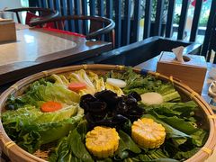 -尚尚仙·酸汤猪手·猪肚鸡火锅(华联万柳购物中心店)