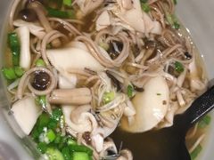 香辣杂菌汤-Lia Cafe Bar Restaurant松山咖啡屋