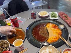 -生活如沸·顺德水牛奶火锅(大学路店)