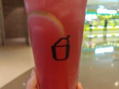 -须尽欢·冰淇淋&中国茶(翔殷路店)
