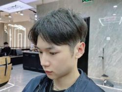-Tipo Hair salon（明星）店