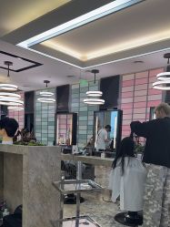 -AKOZO Beauty Salon
