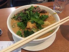 -Thai La Ong - Newtown