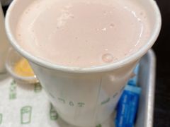 经典草莓奶昔-Shake Shack(西单大悦城店)