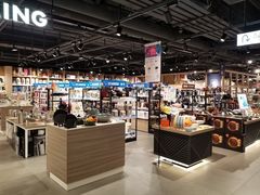 -UNY 生活创库(樂富店)