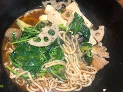-万记麻辣烫国展总店