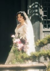 -雪中彩影婚纱摄影·微光艺术中心