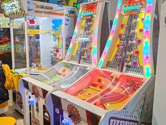 -反斗乐园π·电玩·高空拓展·蹦床(龙华天虹店)