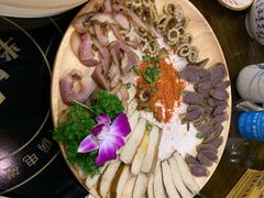 -黄桷树曹家私房菜(江与城店)