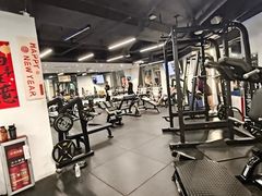 -超鹿运动(达信大厦店)