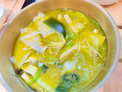 -阿上阿上麻辣香锅&麻辣烫(朝阳蓝色港湾店)