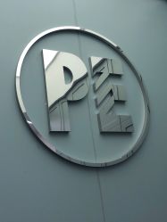 -PE SALON