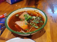 -拈签一笑黄牛肉辣卤串串
