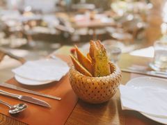 法式蒜香面包片-Golden Lily河内巴黎法越料理餐厅(建国西路店)