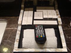 一套完整的洗漱用品-成都仁恒格蓝柏薇酒店公寓