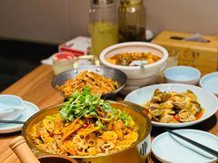 -川流不息·地道川菜·小龙虾(新松江路店)