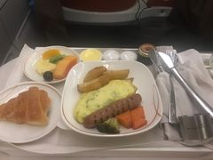 -西沃古尔·拉姆古兰爵士国际机场